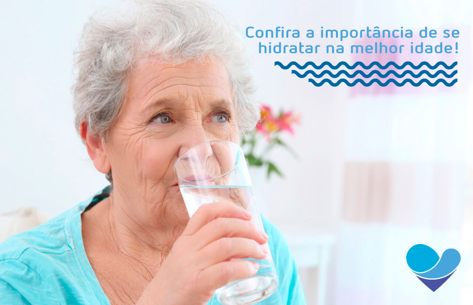 A importância da água para os idosos